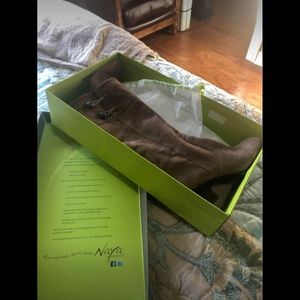 Naya Suede Two Button Boots